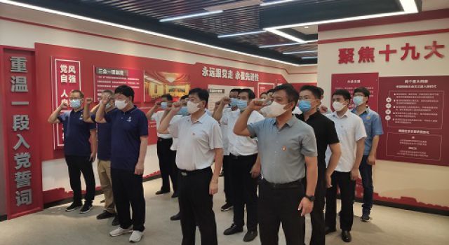 濟高項目辦、總監(jiān)辦聯(lián)合組織各參建單位參觀辛銳紀(jì)念館，開展黨建活動