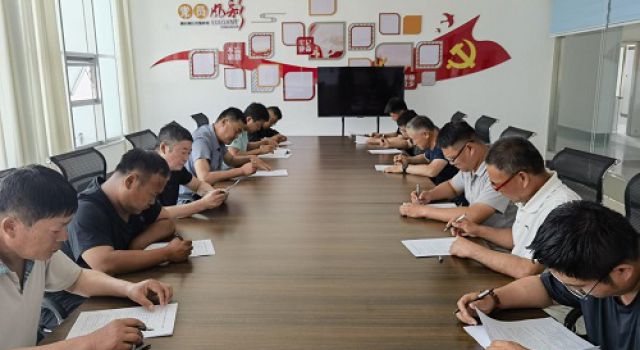 董梁沈新項(xiàng)目第一總監(jiān)辦組織對(duì)駐地辦、項(xiàng)目部預(yù)制場(chǎng)負(fù)責(zé)人進(jìn)行考核